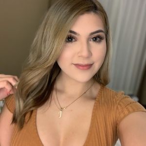 Meet your Posher, Joanna